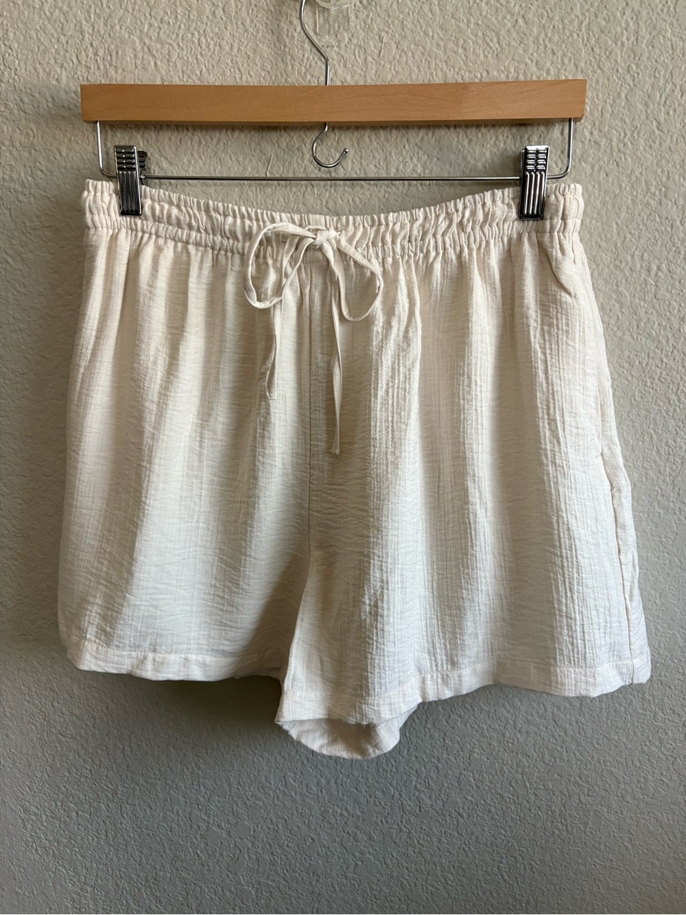 a new day Cream High-Waist Drawstring Shorts
